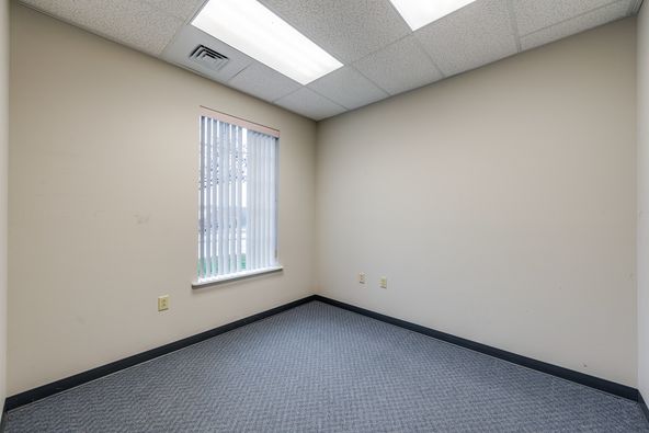 Surgery Center: 1059 Neal St, Cookeville, TN 38501